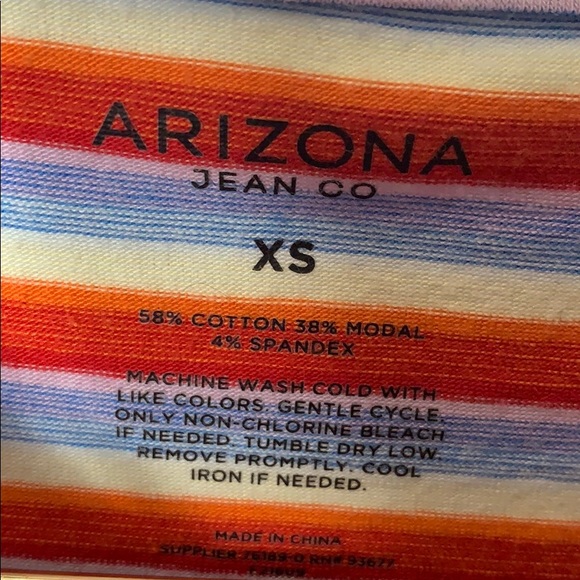 •Arizona Striped T-Shirt• - Picture 3 of 5
